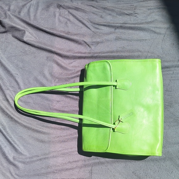 🌿🍀🍃 EXTREMELY RARE Vintage Coach shoulder Tote 7301💚 - Picture 3 of 12
